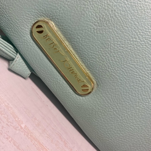 Betsy Johnson small shoulder bag - Picture 6 of 13